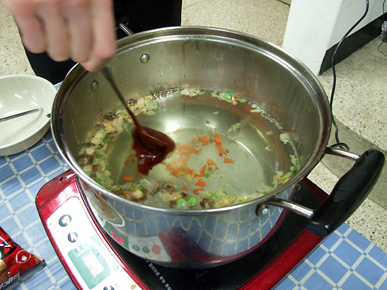 군인들 군대에서 라면끓어먹기 | 인스티즈