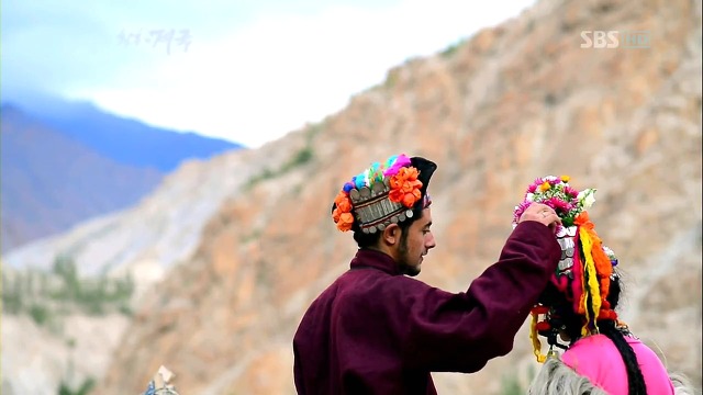 티벳 브록파 마을의 흔한 커플.JPG (부러움 주의) | 인스티즈