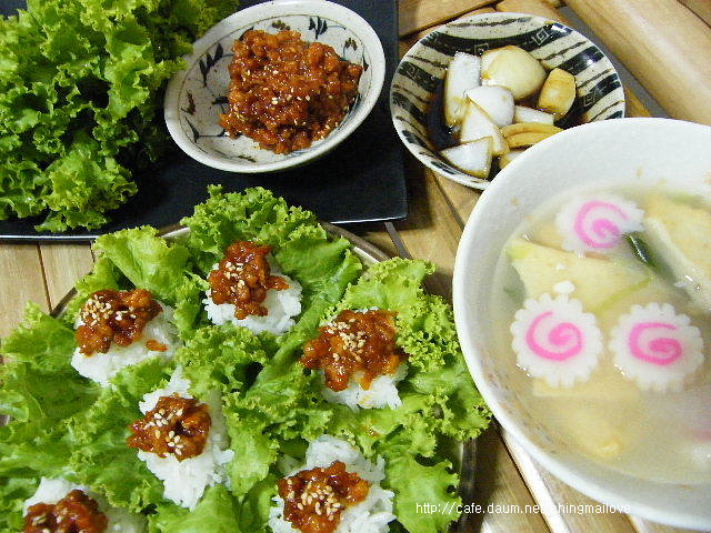 입맛없을땐 고추장볶음 쌈밥