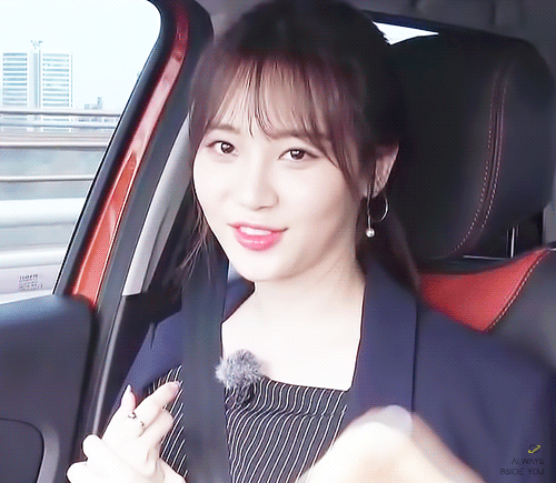 앞머리+묶은 유라.gif | 인스티즈