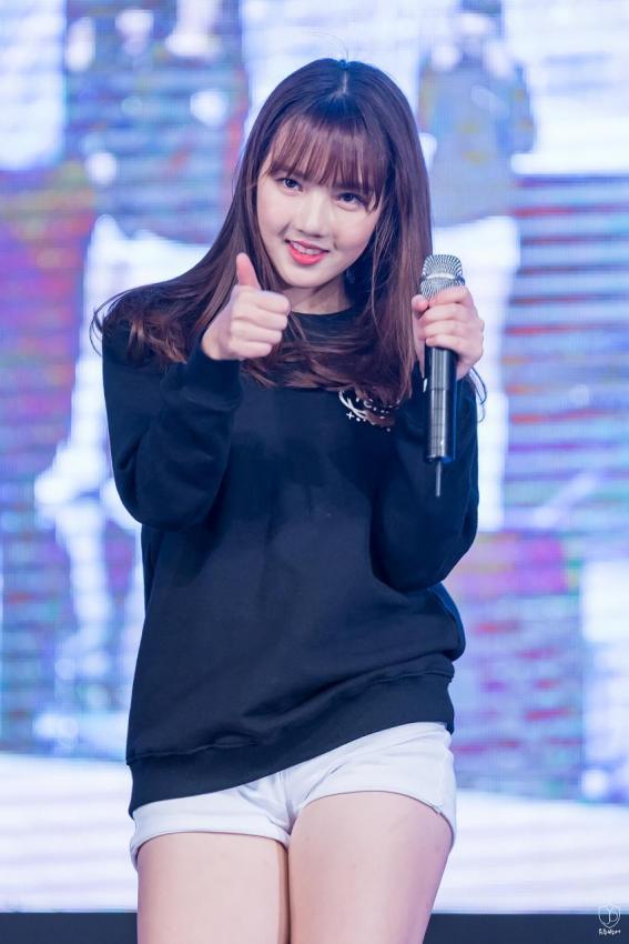 [여자친구] 161028 통일공감콘서트 여자친구 예린 사진 | 인스티즈