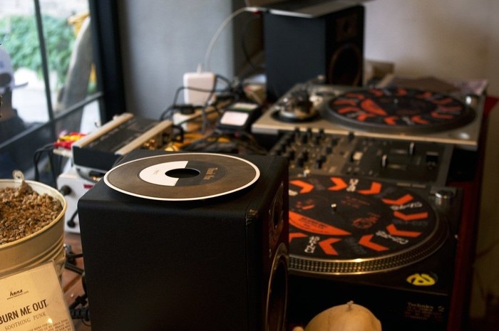 20대 힙스터들이 많이 찾는 장소.jpg | 인스티즈