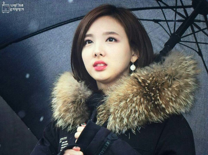 오늘자 사나 나연 | 인스티즈