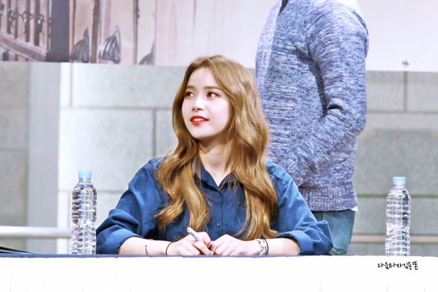 모미랑 이미지