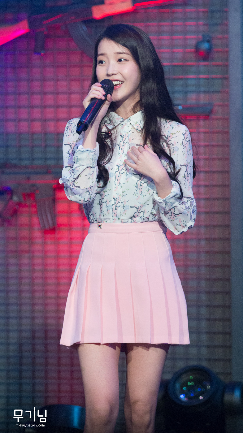 [2016.03.01] 서든어택 결승 축하공연 아이유 B컷 by무기님 | 인스티즈