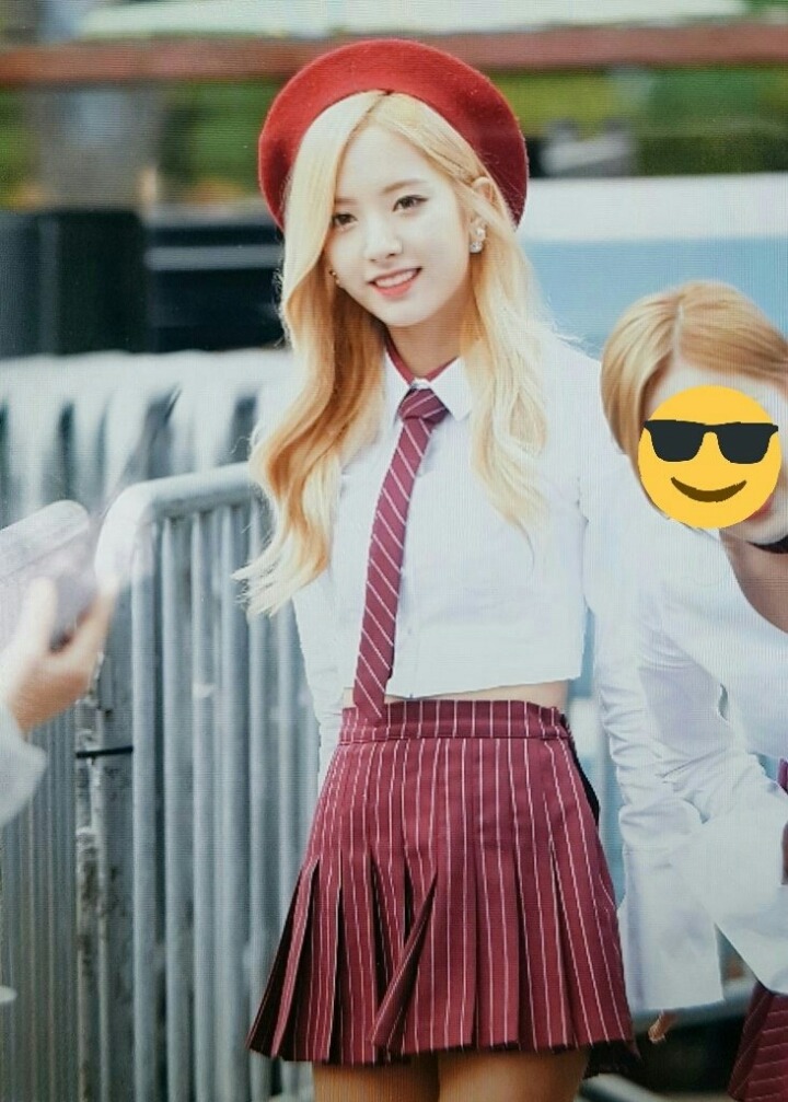 금발 베레모 보나는 사랑입니다 | 인스티즈