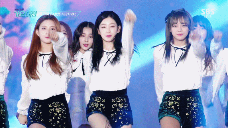 갓세정 보려고 구구단 뮤비 틀었다가 예뻐서 눈에 들어온 애.jpgif | 인스티즈