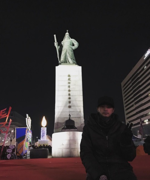 사실상 촛불집회 최다 참석한 연예인.jpg | 인스티즈