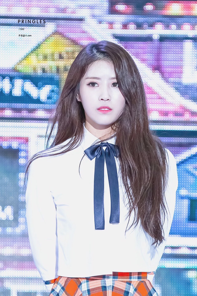 [러블리즈] 식스테일 잡으려다 놓쳐서 미주 | 인스티즈