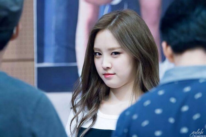 나은씨는 뭐 먹어서 이쁘지???? | 인스티즈