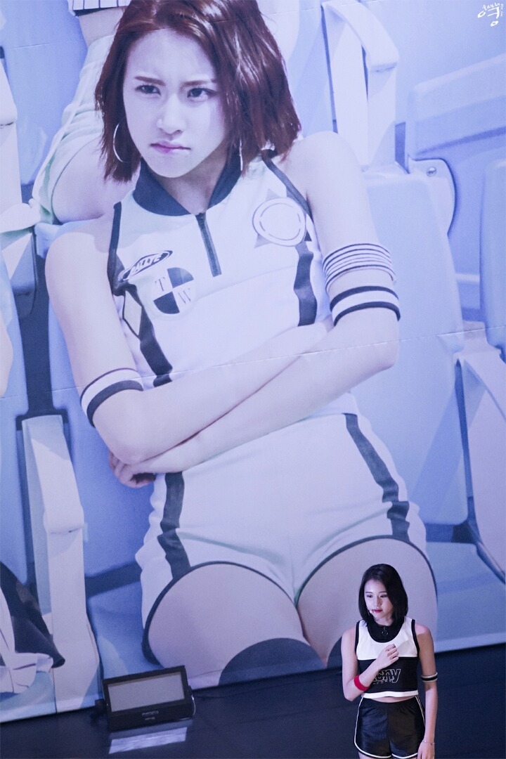 프사변경기념 [트와이스] 채영 폰배경화면 방출 | 인스티즈