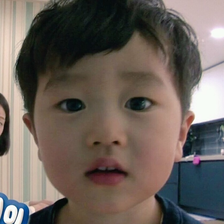 상위 0.1프로라는 27개월 고지용 아들 인사성.jpg | 인스티즈