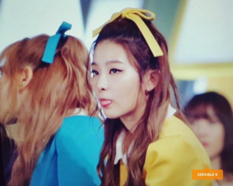 레드벨벳 슬기 버릇.gif | 인스티즈