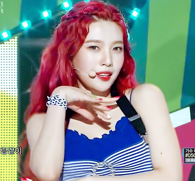 오늘자 실사판 인어공주같은 조이 .jpgif | 인스티즈