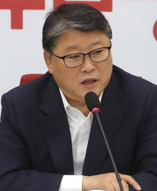 진박감별사가보는 친박 젤 밥맛 3인방 | 인스티즈