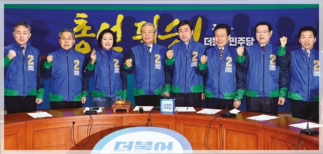 사진으로 보는 대한민국 정치 느와르 10년 (사진많음) | 인스티즈