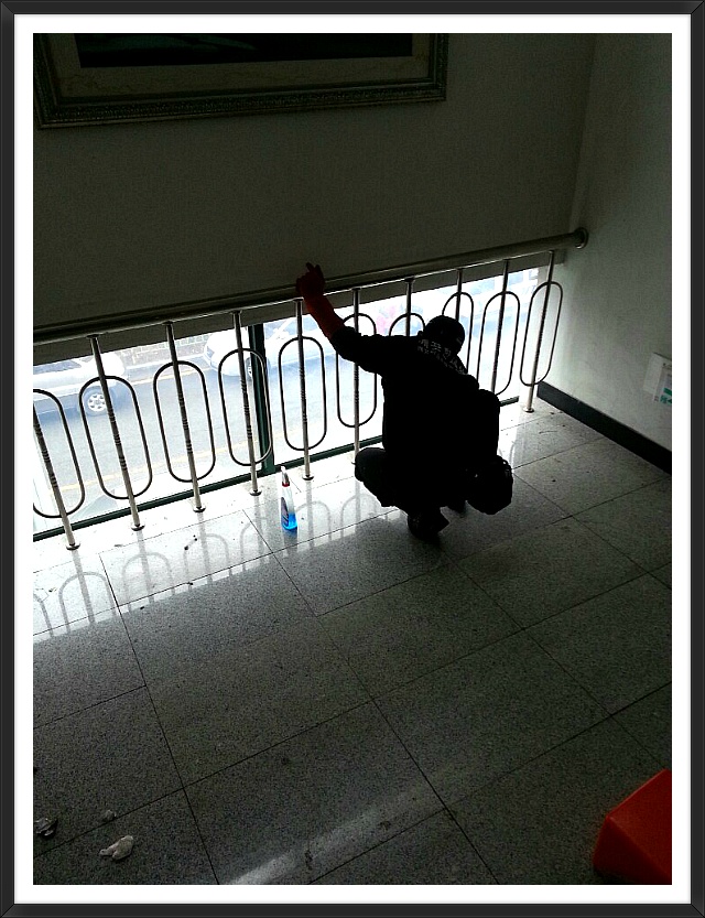 성지계단청소 이미지