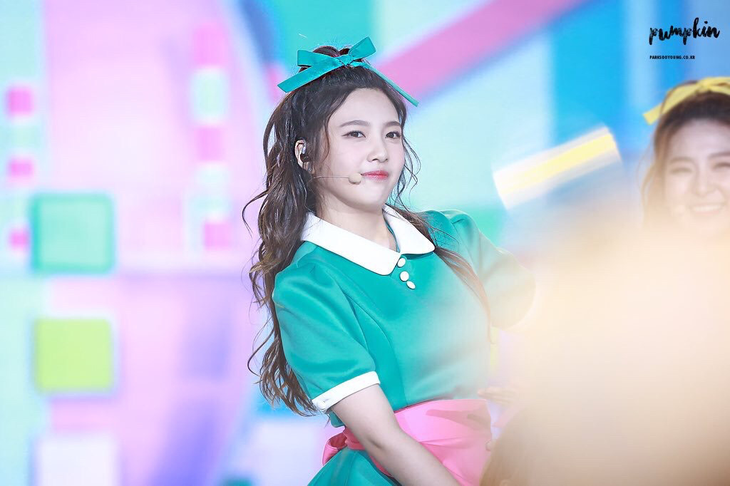 어제자 레전드찍은 레드벨벳 조이 | 인스티즈