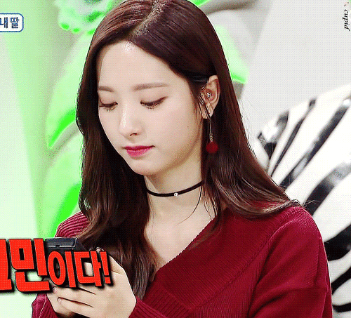 떠오르는 비주얼 아이돌 처자 | 인스티즈