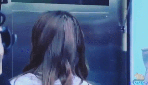 분위기 있는 아이오아이 IOI 김소혜.gif | 인스티즈