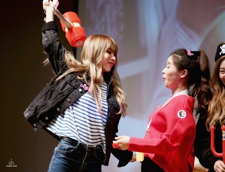 보면 기분이 좋아지는 마마무 솔라 | 인스티즈