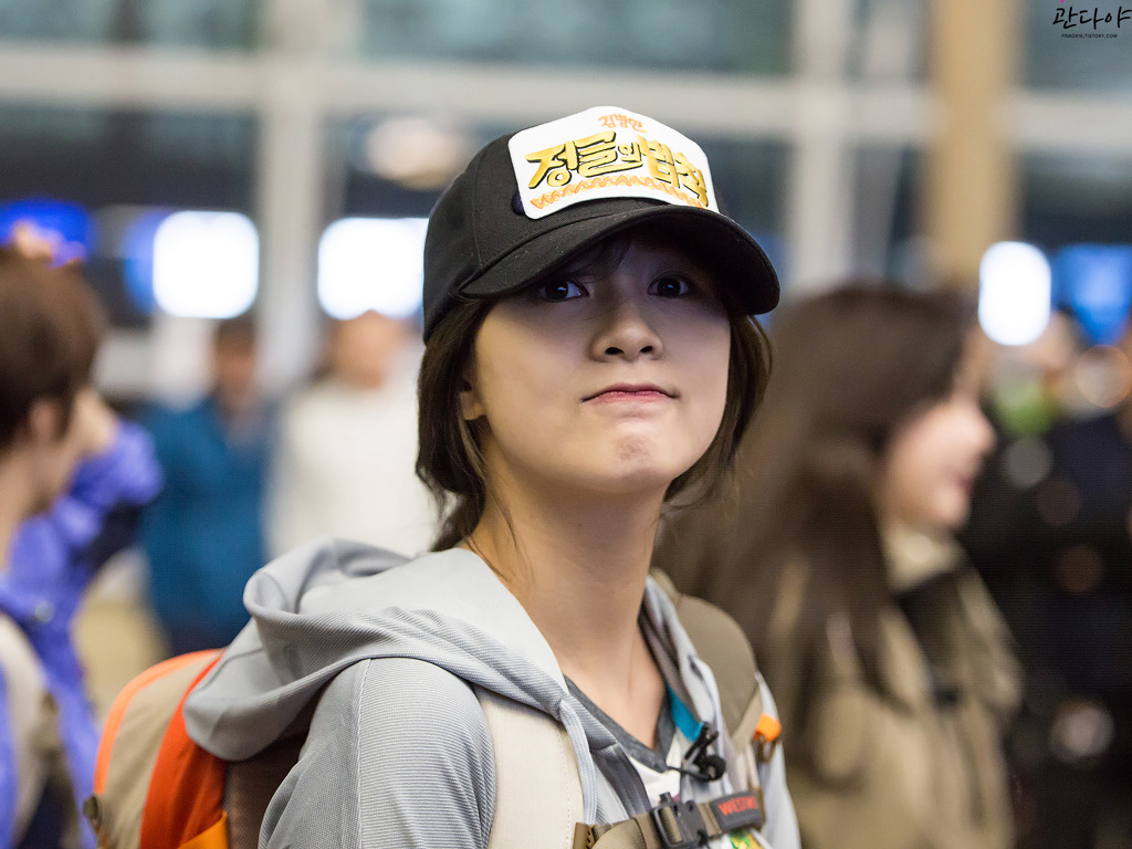 160324 인천공항 출국 에이핑크 하영 By.관다야 | 인스티즈