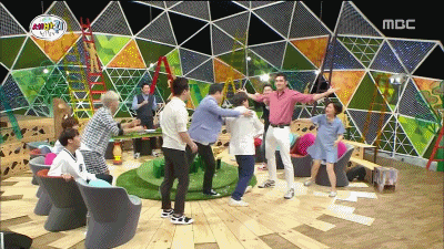 줄리엔강 터는 이계인.gif | 인스티즈