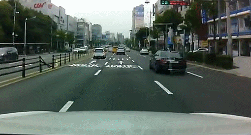 차선 변경하다 쿵해쪄 | 인스티즈