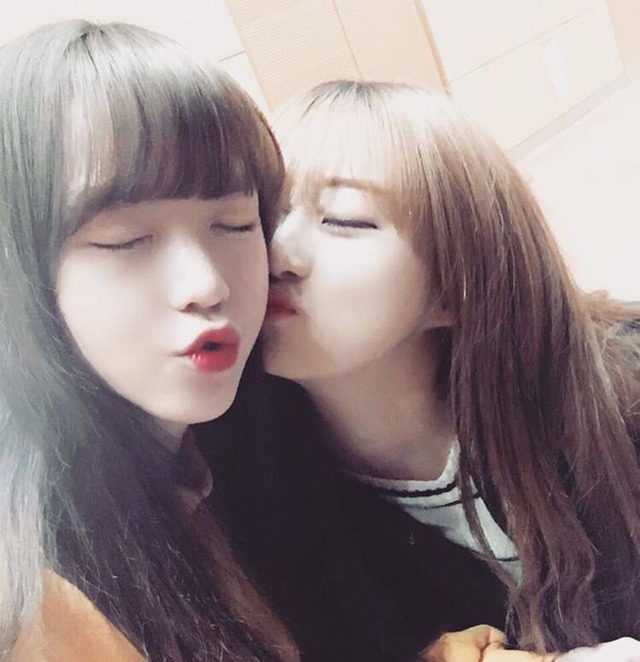 같이 사진 찍힌 나뮤 문현아와 프로듀스 한혜리 | 인스티즈