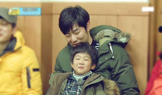 [아빠어디가] 준수 얼굴에 못생김이 묻었던 순간들ㅋㅋ.jpg | 인스티즈