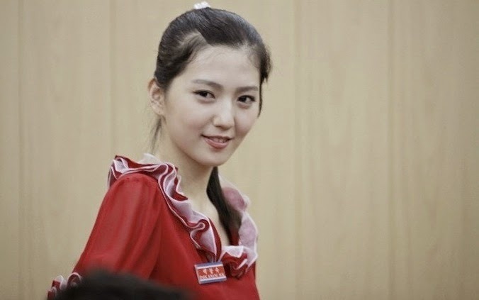 캄보디아 식당에서 일하는 북한처자 | 인스티즈