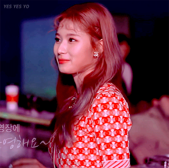 오늘이 생일인 트와이스 사나.jpgif (335장) | 인스티즈