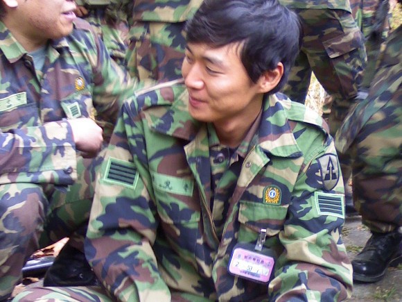 예비군 훈련장의 연예인들 | 인스티즈