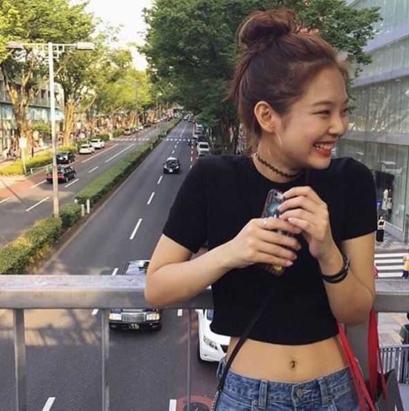 크롭탑이 잘 어울리는 블랙핑크.jpgif | 인스티즈