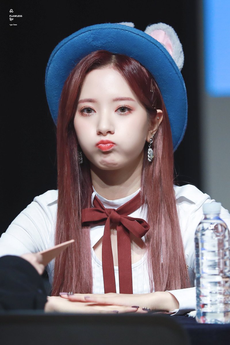 또다른 아이돌 얼굴천재 우주소녀 보나.jpg | 인스티즈