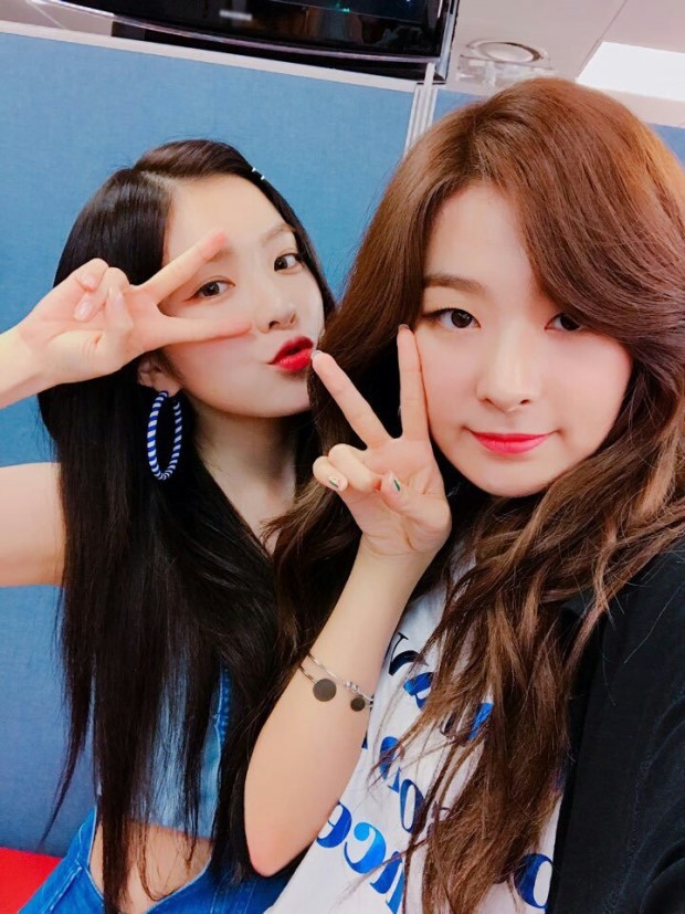 레드벨벳 아이린 & 슬기 | 인스티즈