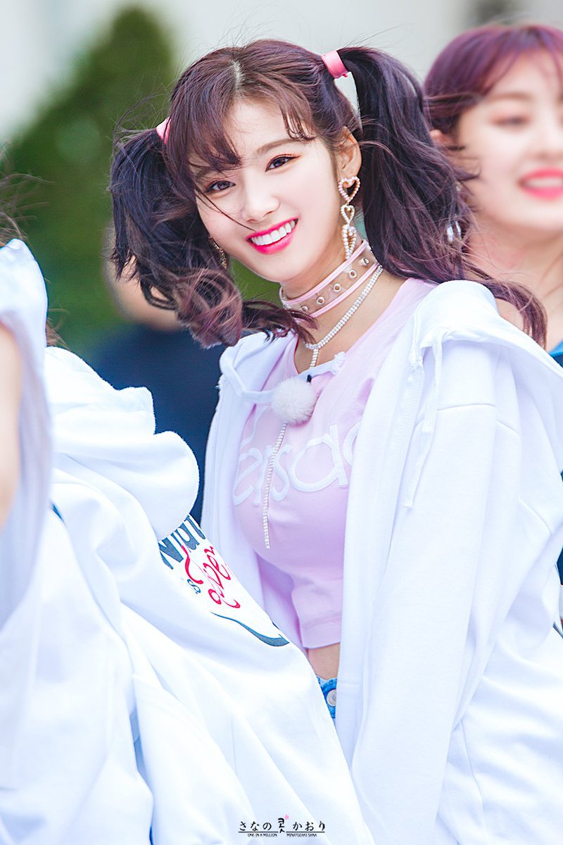 어쩜 이렇게 이쁠까싶은 트와이스 사나.jpg | 인스티즈
