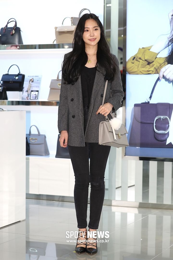 오늘자 손나은.jpg | 인스티즈