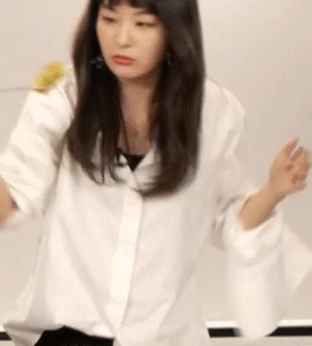 브이앱 방송에서 엄청 잘먹는 슬기.gif | 인스티즈
