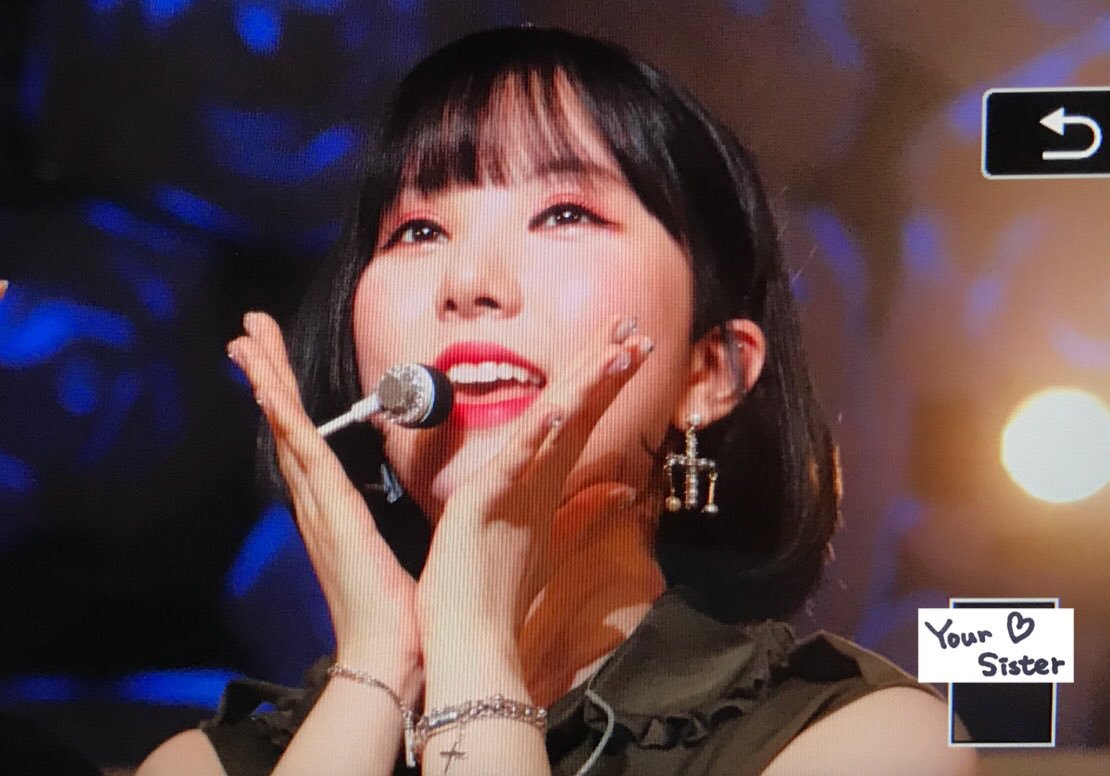 근무 중 할 일이 없어서 여자친구 은하.jpgif | 인스티즈