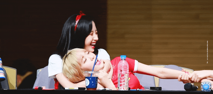 쭈굴미 넘치는 우주소녀 루다 | 인스티즈