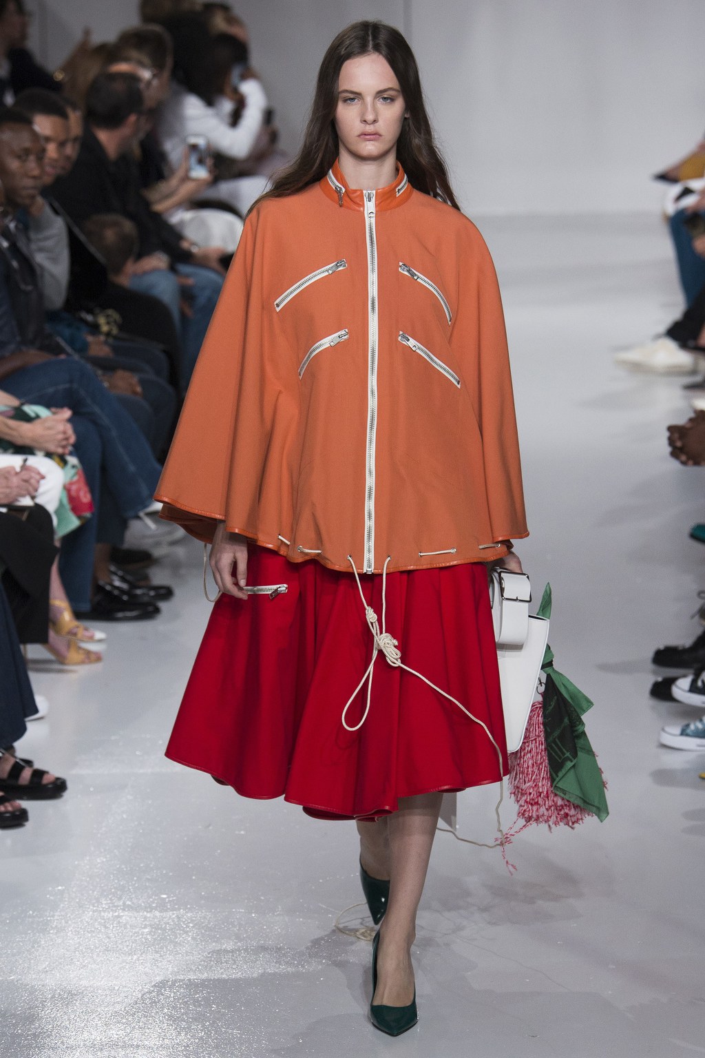 Calvin Klein by 라프 시몬스 2018 S/S 컬렉션 | 인스티즈