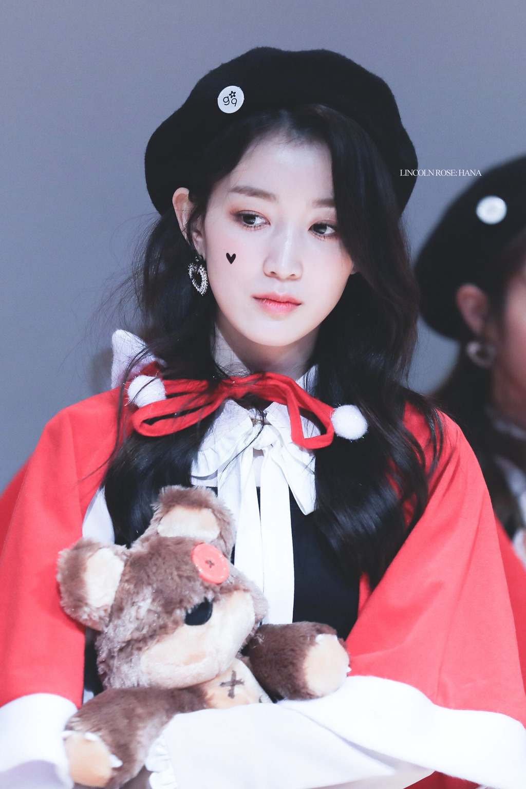 [구구단] 염색이 되는동안 기다리는게 지루해서 하나 | 인스티즈