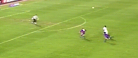 알바로 레코바의 절묘한 로빙샷.gif | 인스티즈