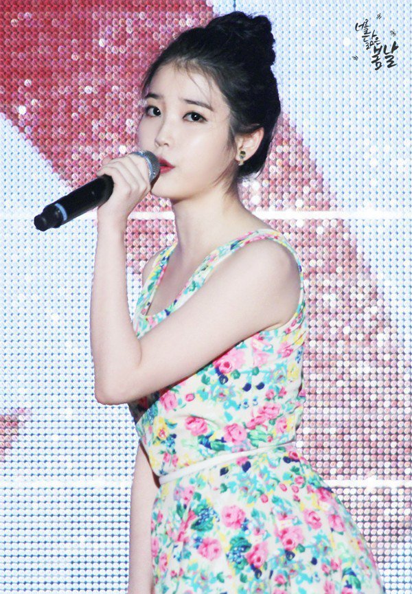 아이유 옷 잘 입히는 코디.gif | 인스티즈