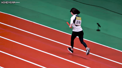 귀염뽀짝 여자친구 은하 | 인스티즈