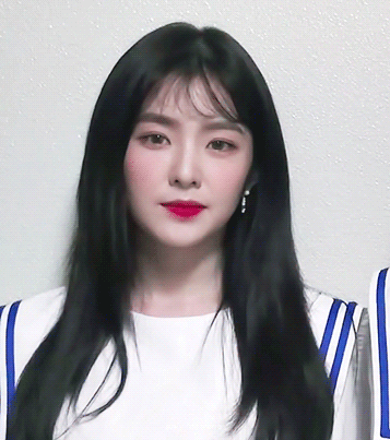 특유의 분위기를 갖고 있는 아이린.jpgif | 인스티즈