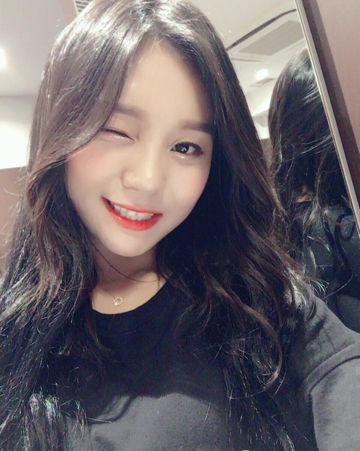 여자친구 엄지.jpgif | 인스티즈