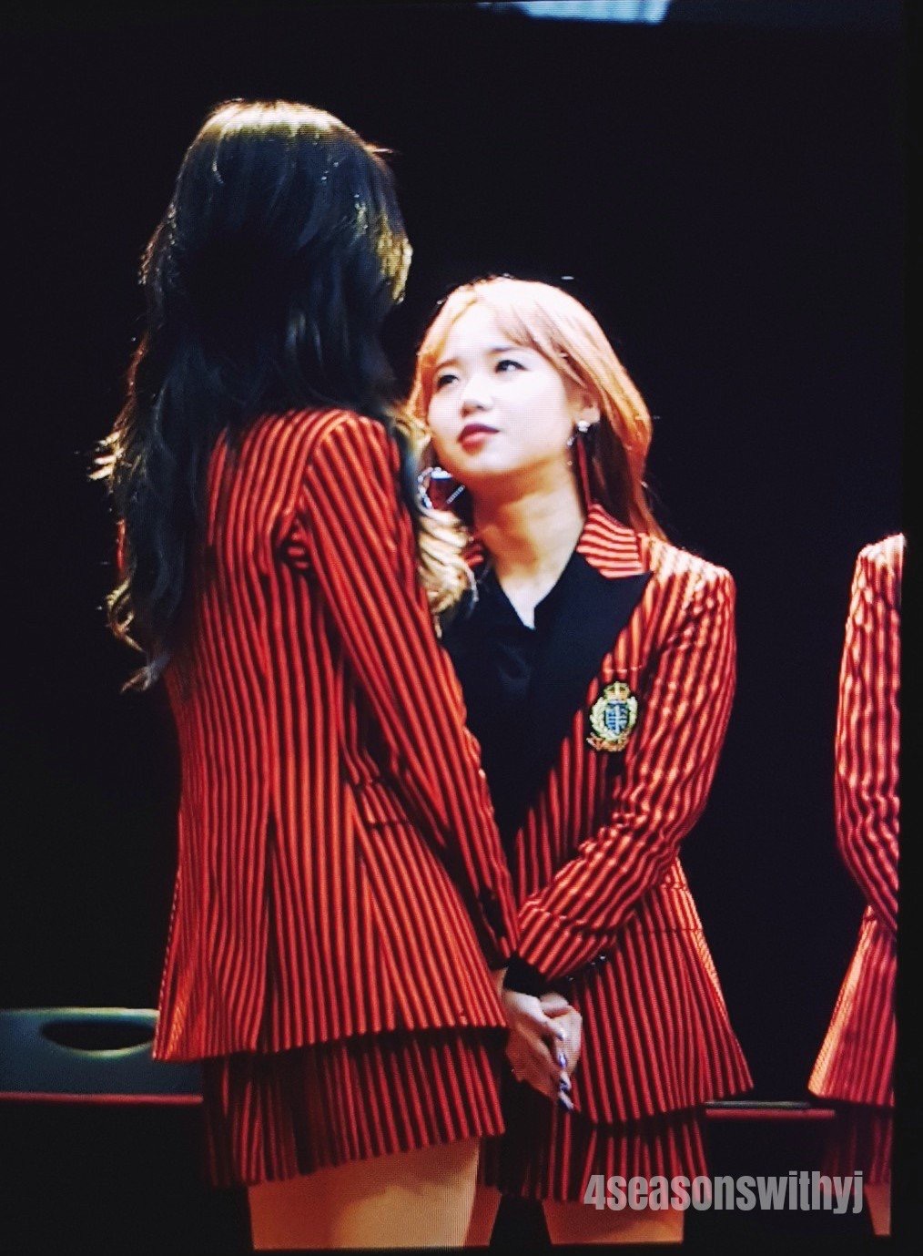서로에게 물어본 김도연과 최유정이 키를 바꿀수있다면? | 인스티즈