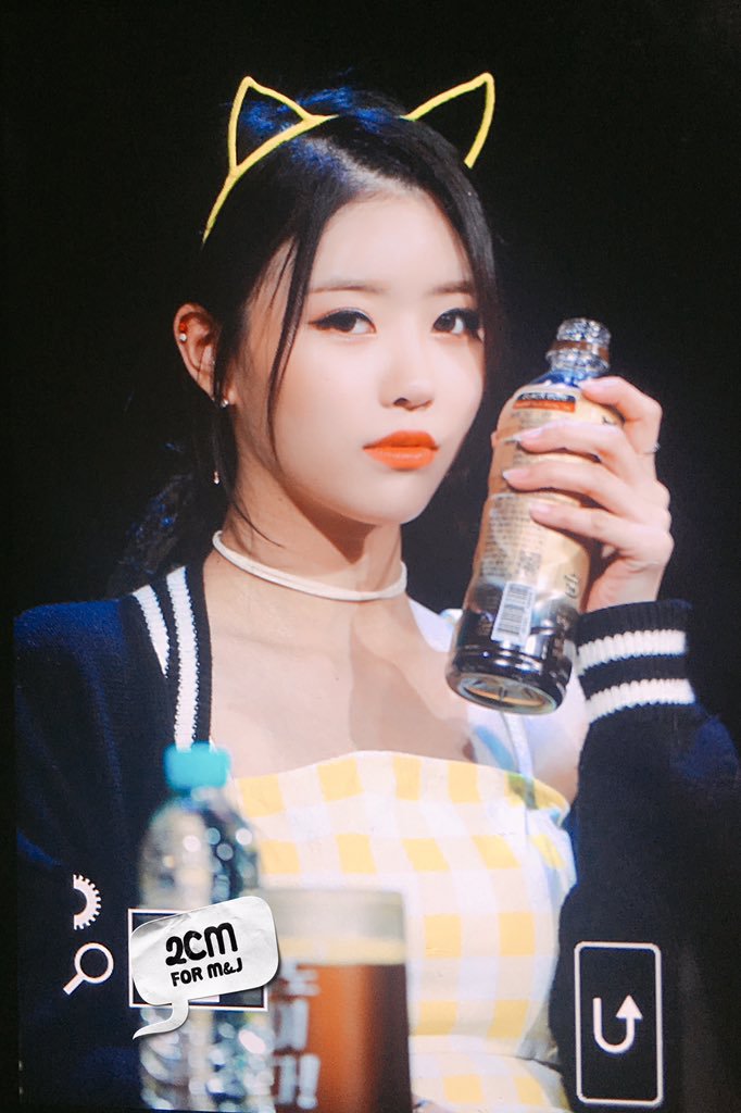 노란 원피스에 고양이 머리띠를 쓴 러블리즈 미주.jpgif | 인스티즈